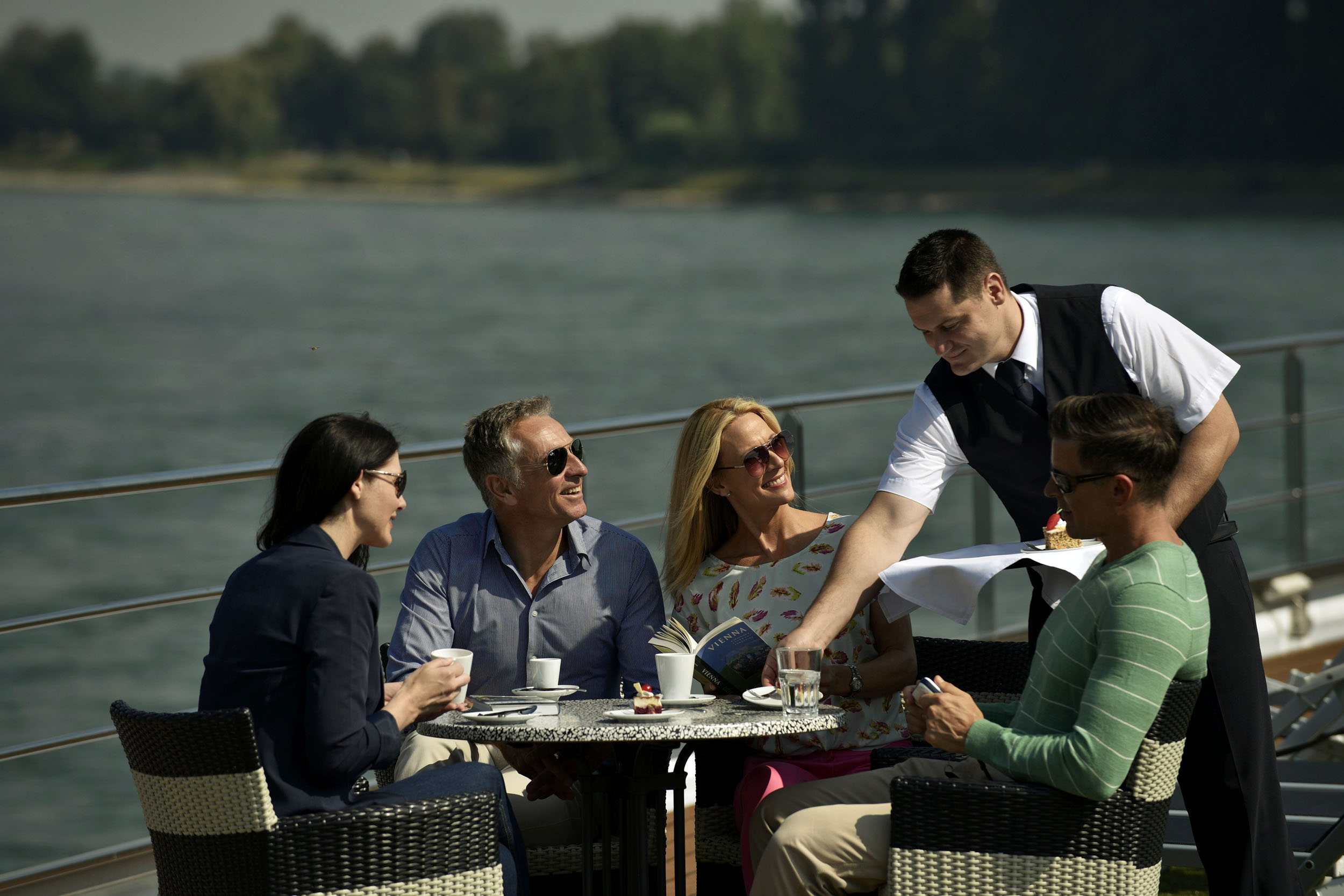 Scenic Jewel - The Sun Deck